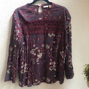 Womans too by hinge burgundy